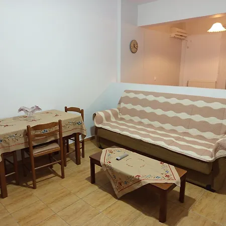 Dora And Sandy 2 Apartment *